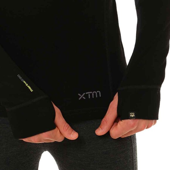 XTM - Mens Zip Neck Black