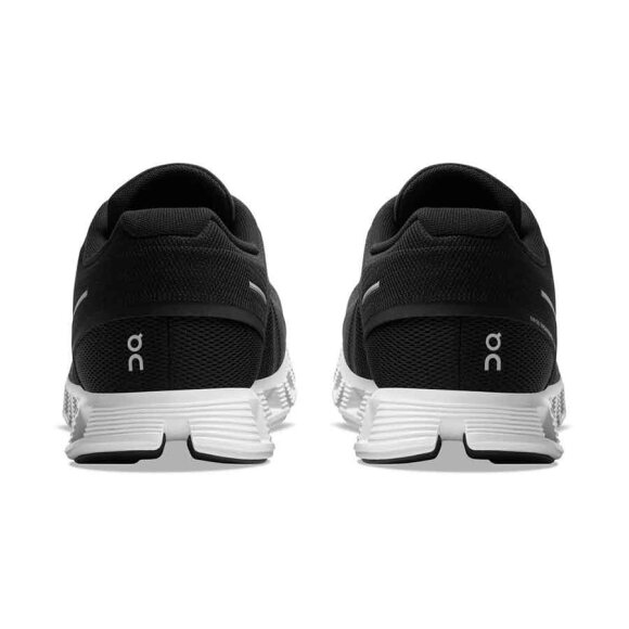 On - Cloud 5 M Black/white