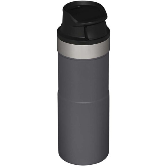 Stanley - Trigger Action Travel Mug 0,35 Charcoal