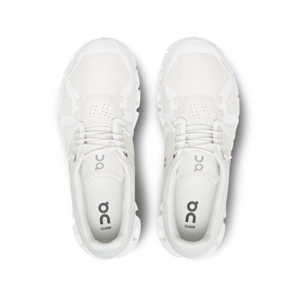 On - Cloud 5 Women Undyed-white