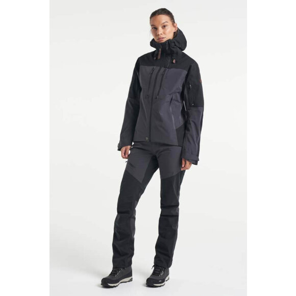 Tenson - Svensk outdoorbrand - outdoortøj - W Himalaya Shell Jacket Black