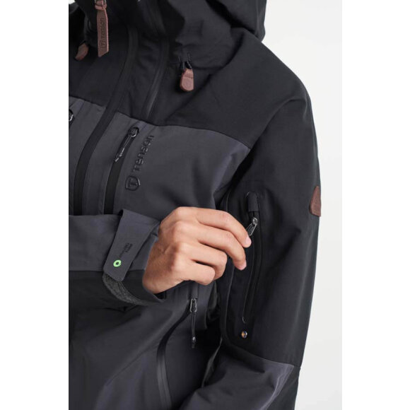 Tenson - Svensk outdoorbrand - outdoortøj - W Himalaya Shell Jacket Black