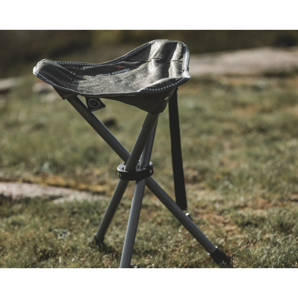 Elm Stool - Trebenet stol