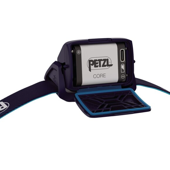 Petzl Actik Core Blue Pandelampe
