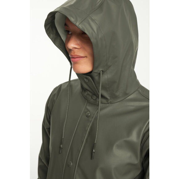 Apelviken Rain Coat Olive W Regnfrakke fra Tenson