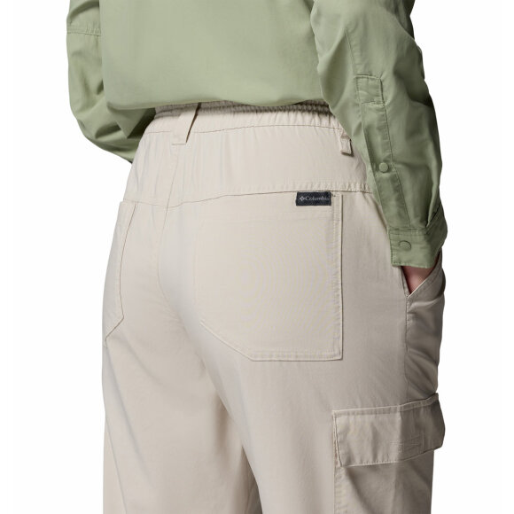 Buks med elastisk talje og høj komfort til vandreture