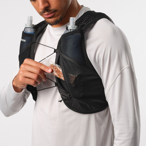 Active Skin 4 Set Black Løbevest fra Salomon