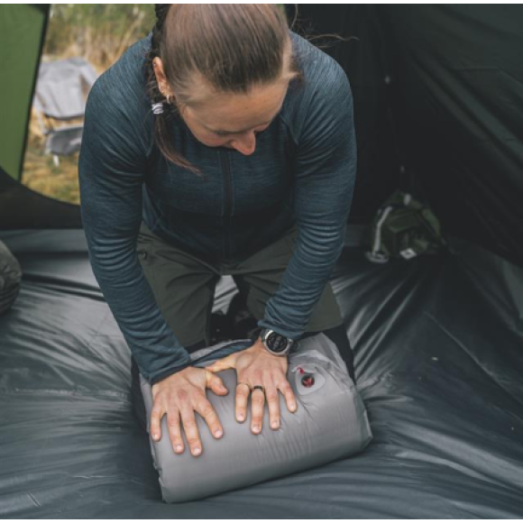 Tykt selvoppusteligt liggeunderlag Robens Polarshield 60