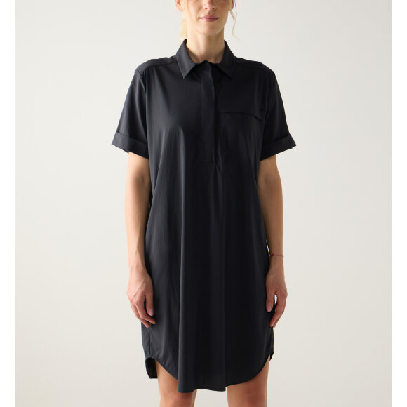 Salo Dress Women True Black fra Haglöfs