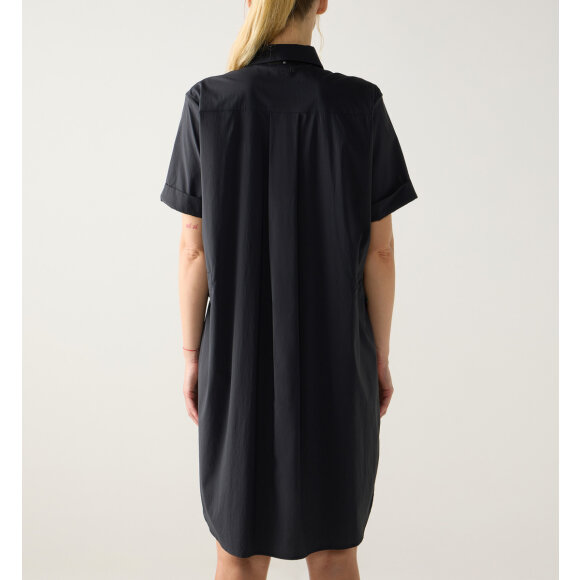 Salo Dress Women True Black fra Haglöfs